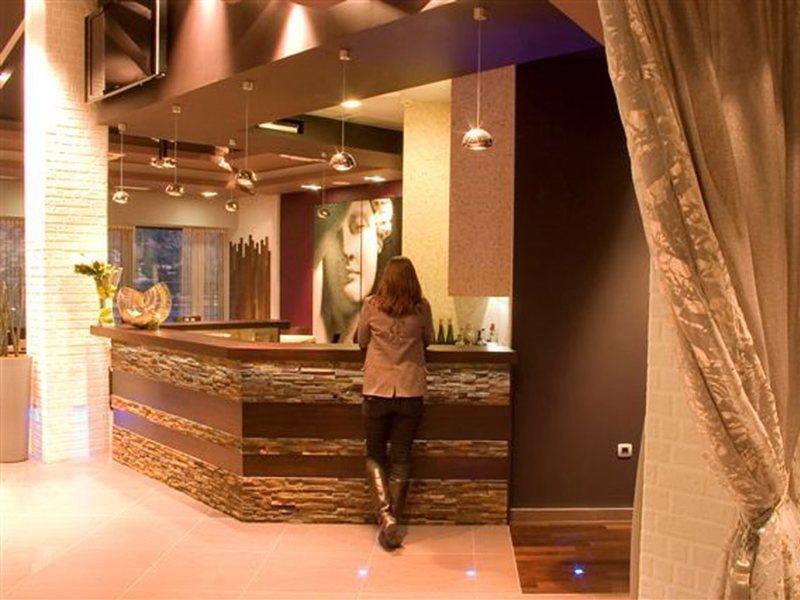 Hotel Diadem Омиш Экстерьер фото